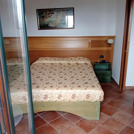 Ξενοδοχείο Sottovento 3*